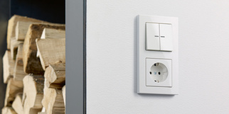JUNG KNX Taster F 10 bei Martin Markhof in Warmensteinach